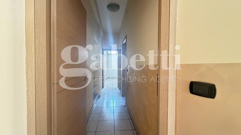 Trilocale in Via G.Fortunato 9, Orta di Atella — foto 3 di 5