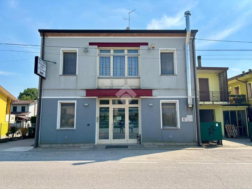 Casa indipendente in Via Umberto I° 16, Borgo Veneto — foto 4 di 5