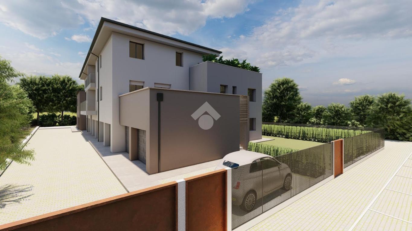 Appartamento in Via C. Menotti, Castelfranco Emilia