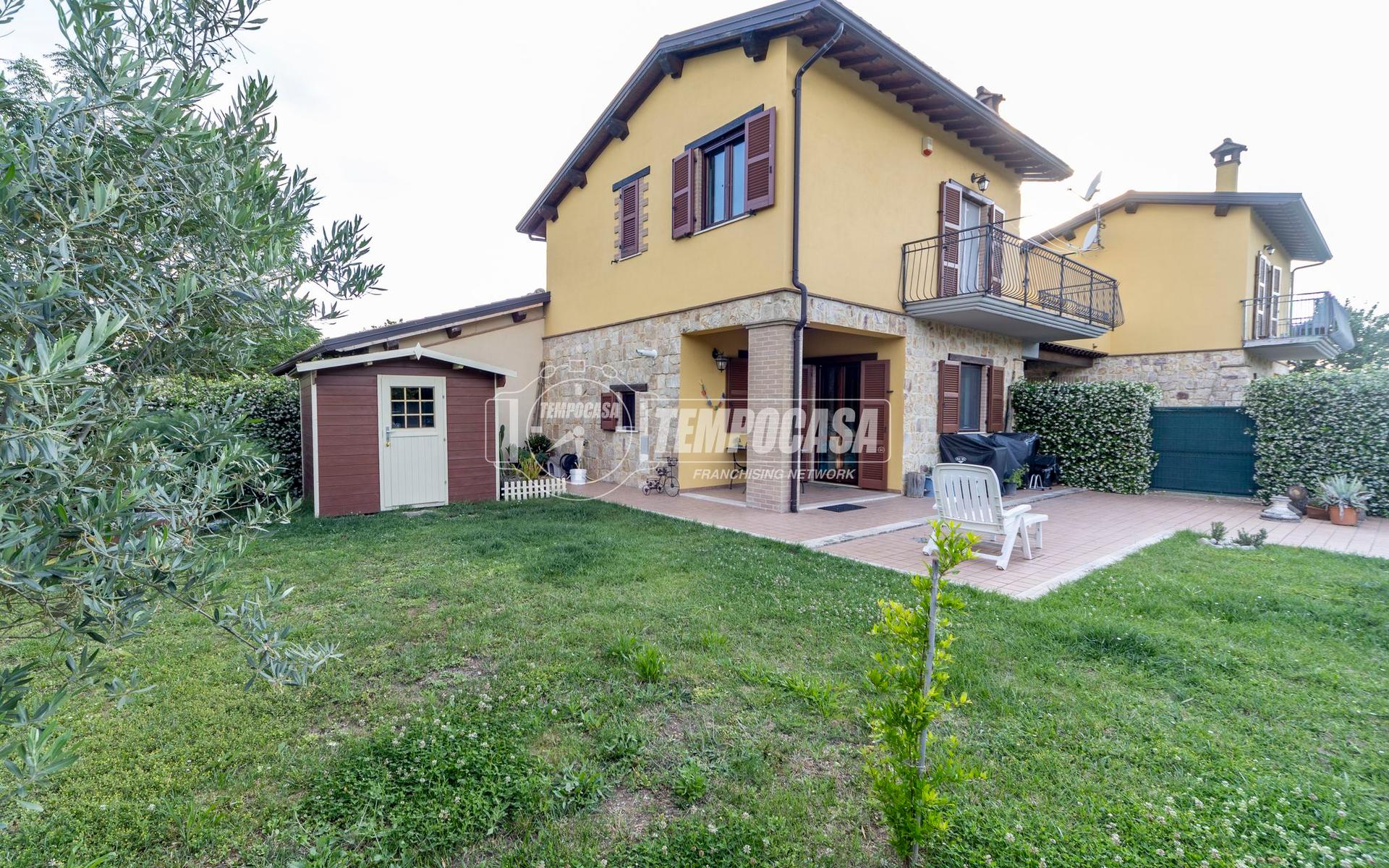 Casa indipendente in Via 24 Maggio in Villanova, Marsciano