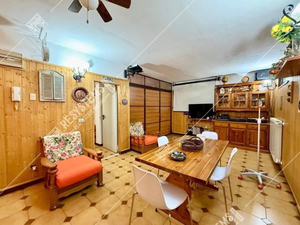 Villa in Via Larici 6, Garbagnate Milanese — foto 3 di 5