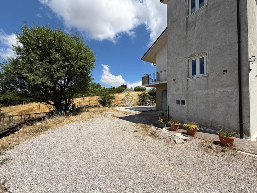 Villa in Via Fonte Ceciliana 89, Potenza — foto 3 di 5