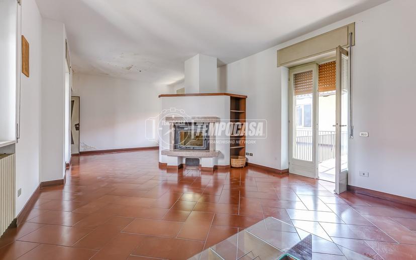 Quadrilocale in Via Gallidabino Cesare 21/25, Somma Lombardo — foto 2 di 5