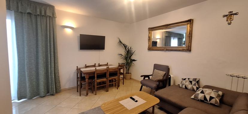 Appartamento in Via Masaccio, Rapolano Terme