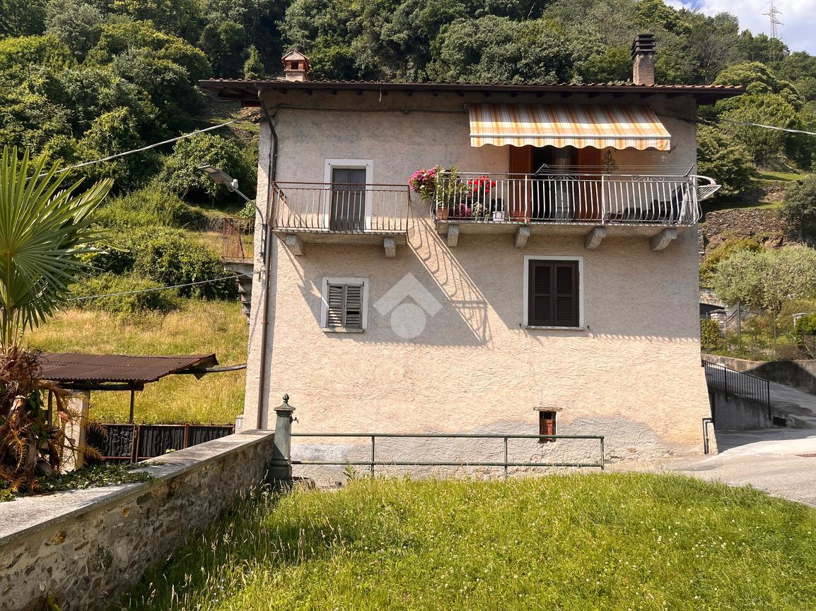 Rustico in Via S. Carlo 27, Gravedona ed Uniti