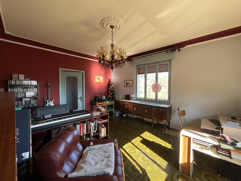 Villa a schiera in  Orsi, Bore — foto 5 di 5