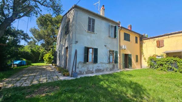 Casa colonica in Strada Madonna del Monte, Pesaro — foto 5 di 5