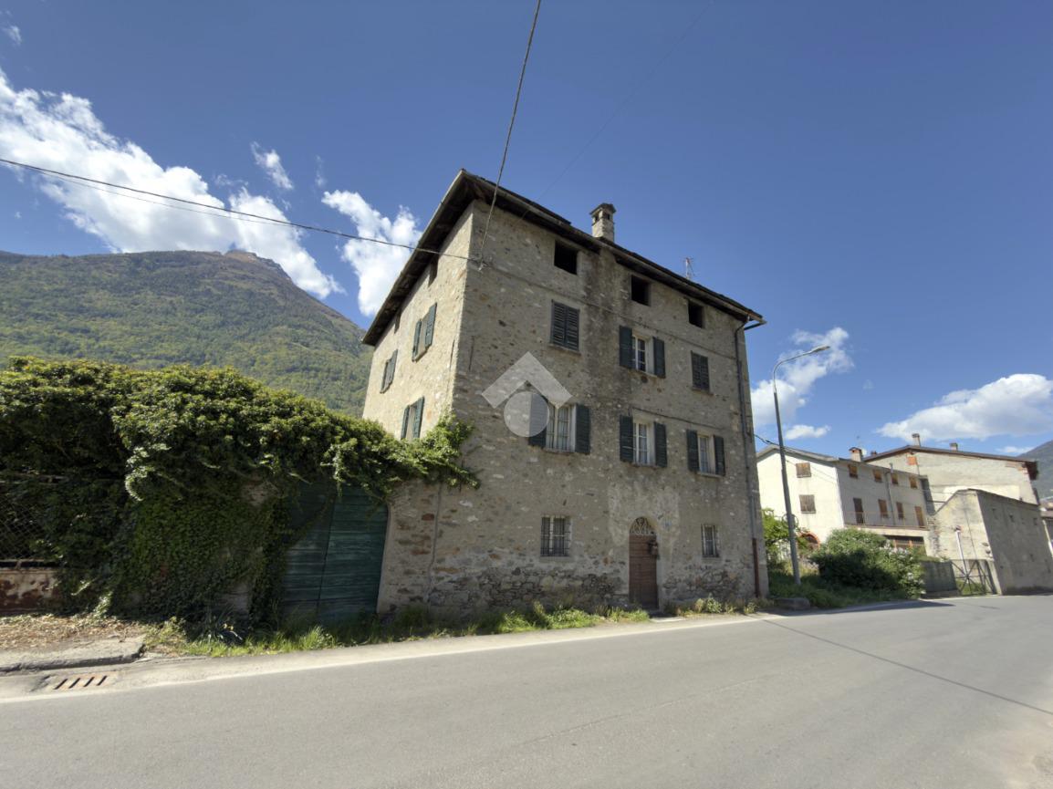 Casa indipendente in Via Roma 7, Lovero