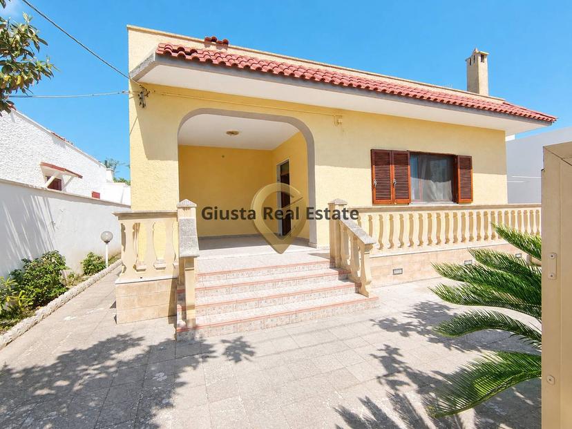Villa in Via Mascagni 25, San Pietro Vernotico — foto 3 di 5