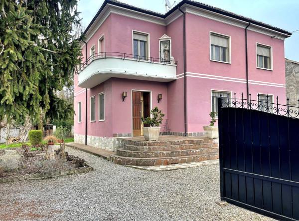 Villa in Via Palmiro Togliatti 22, Bressana Bottarone