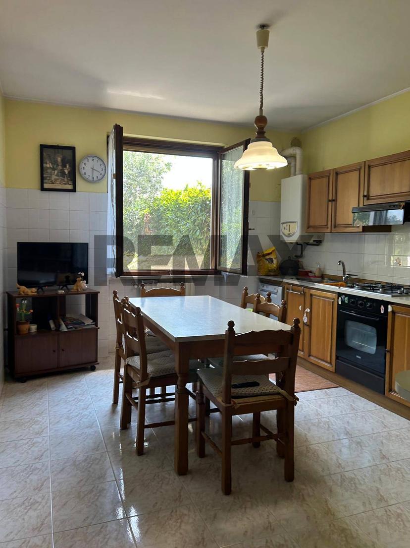 Villa a schiera in Via Don Giovanni Bosco 234, Castel Goffredo — foto 2 di 5