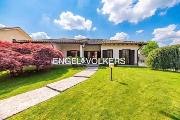 Villa in Via Silvio Pellico 48, Ceriano Laghetto — foto 4 di 5
