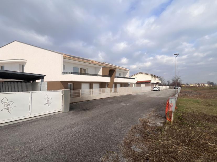 Quadrilocale in Robegano Largo Toscanini, Salzano — foto 2 di 4