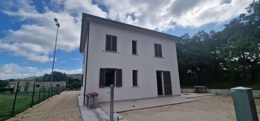 Villa bifamiliare in Grutti , Gualdo Cattaneo — foto 2 di 5