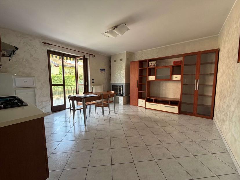 Bilocale, Osasco — foto 3 di 5
