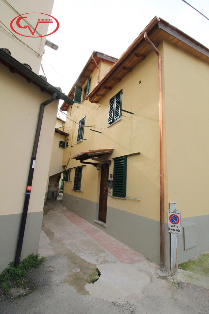 Villa a schiera in Via Spartaco Lavagnini, San Giovanni Valdarno — foto 4 di 5