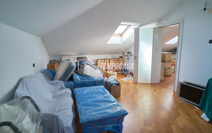 Trilocale in Via Don Gaetano Bollini 12, Lainate