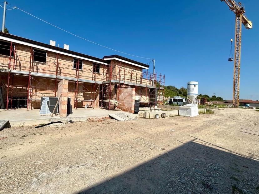 Villa in Via Piave, Sona