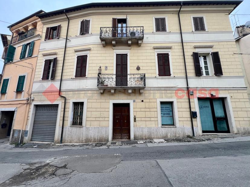 Trilocale in Via Tancredi 21, Rieti