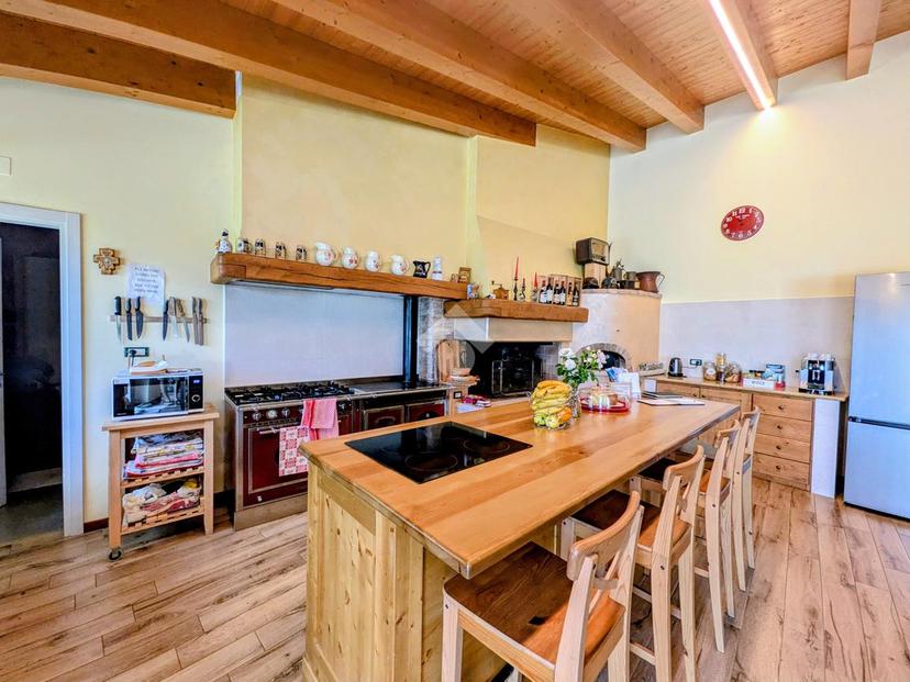 Villa, Caprino Veronese — foto 3 di 5