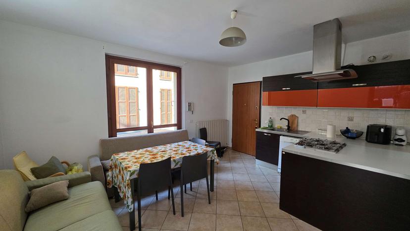 Trilocale in Via Dante Alighieri  1, Fenegrò — foto 3 di 5