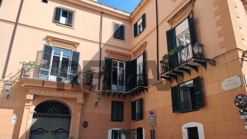 Monolocale in Piazza Montevergini 15, Palermo — foto 5 di 5
