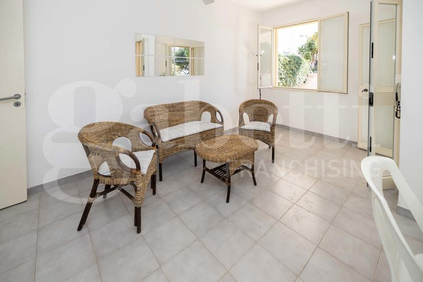 Villa bifamiliare in Viale della Giustizia  5, Scicli — foto 2 di 2