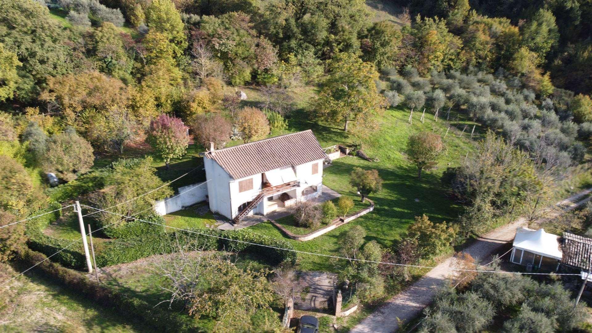 Casa indipendente, Ferentillo