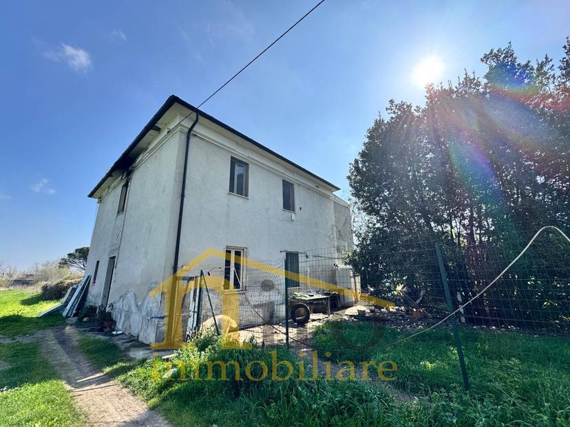 Casa indipendente in Viale Italia 150, Collecorvino — foto 2 di 5