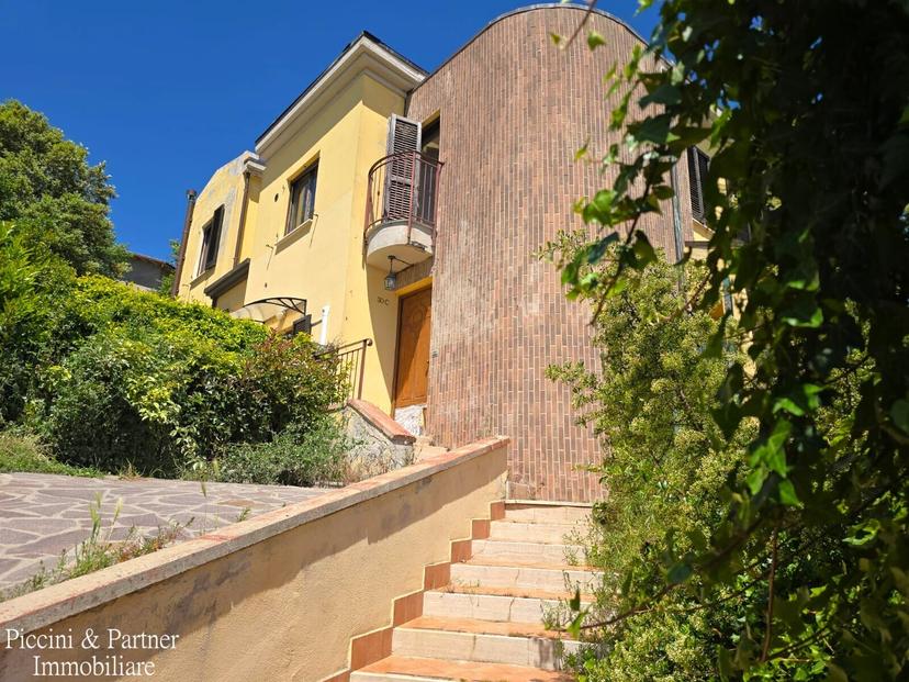 Villa a schiera in Via della Madonnina 30, Torrita di Siena — foto 3 di 5