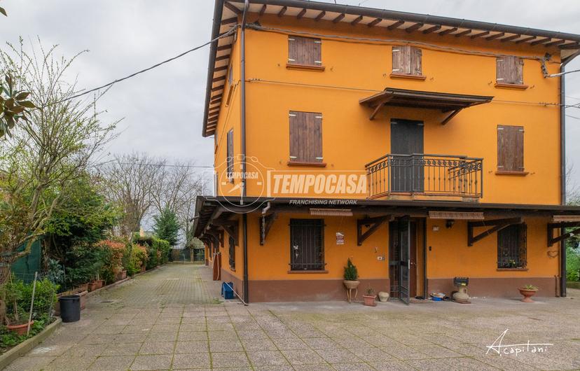 Casa indipendente in Via Roma 174, San Martino in Rio — foto 4 di 5