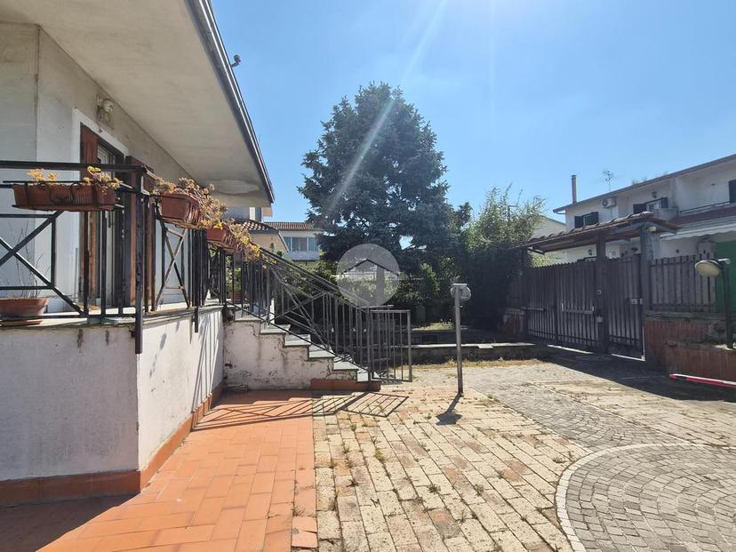 Villa in Via Madonna del Pantano 67, Giugliano in Campania — foto 4 di 5