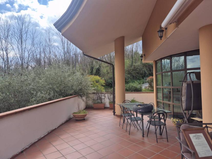 Villa in Contrada Pennini 100 T, Avellino — foto 2 di 5
