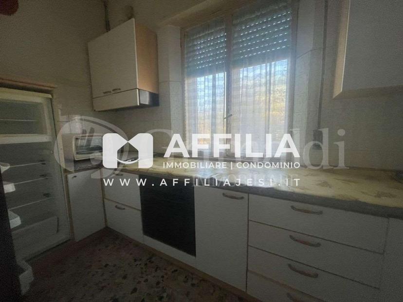Casa indipendente in Via Roma, Jesi