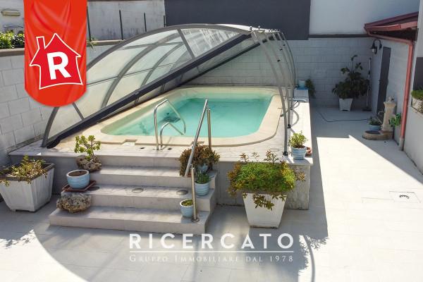 Villa in Via 25 Aprile 81, Surbo — foto 3 di 5