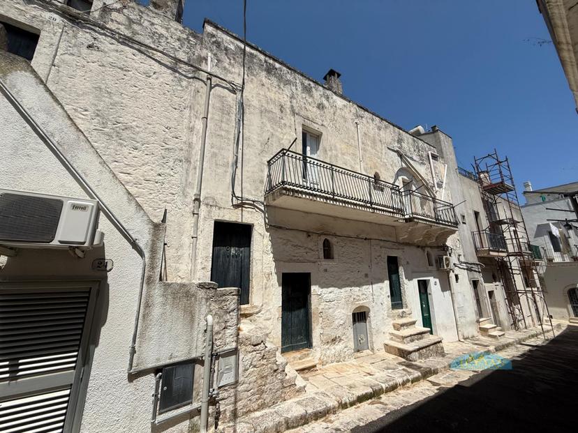 Casa indipendente in Vico II Santoro Urgesi, Ceglie Messapica — foto 5 di 5