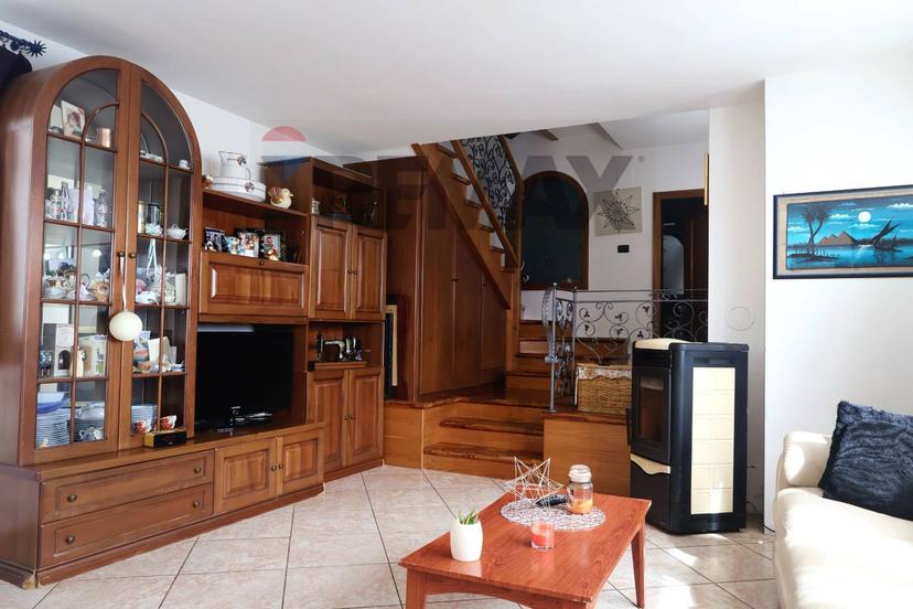 Casa indipendente in Via Nazionale 33, Contà — foto 3 di 5
