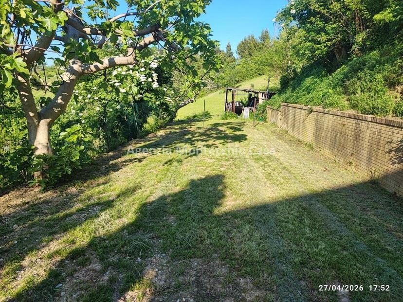 Rustico in Strada Monteromanesco, Pesaro — foto 2 di 5