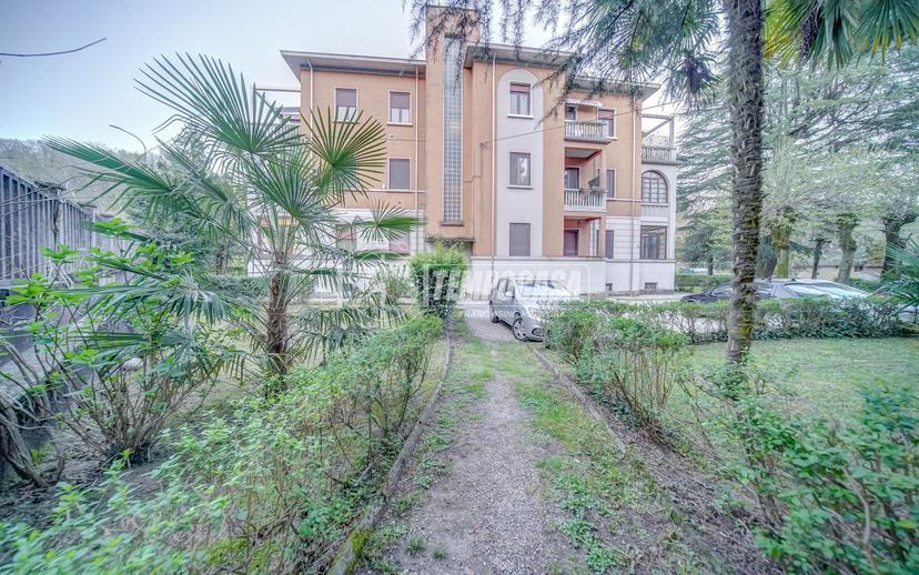 Trilocale in Via per Lonate 22, Cairate — foto 5 di 5