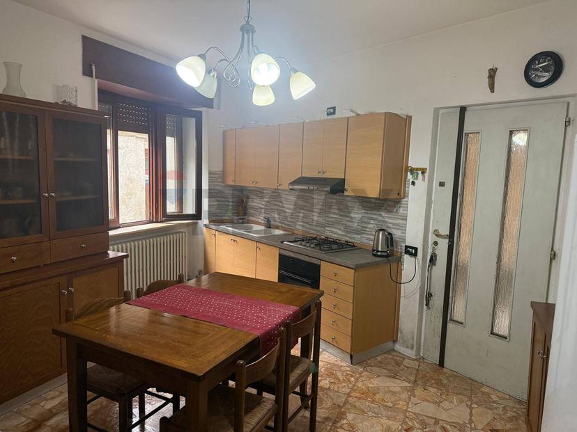 Monolocale in Via Matteotti 19, Castronno — foto 2 di 5