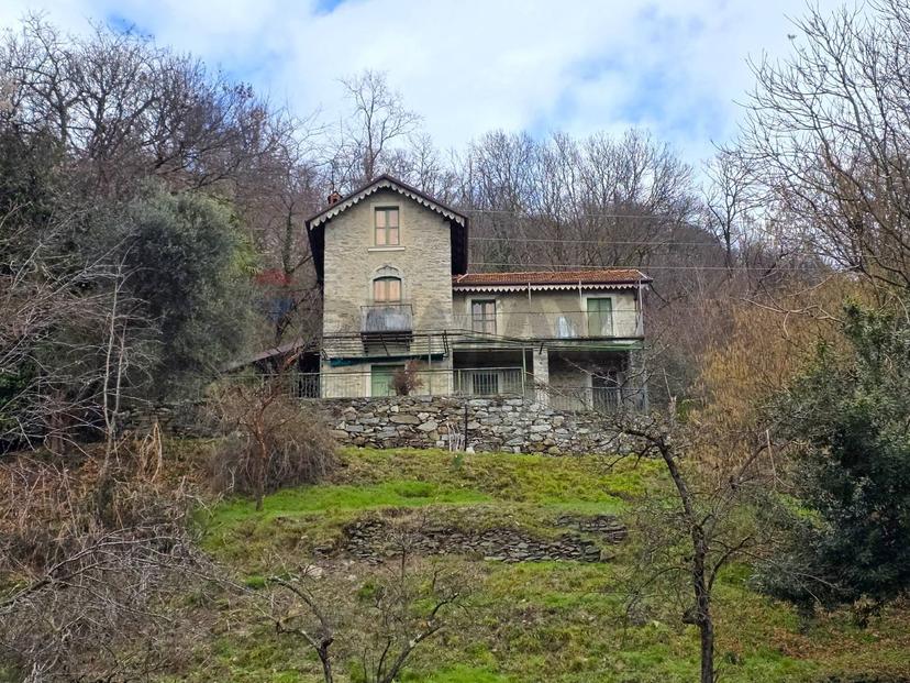 Casa indipendente in Via alla Bergamina, Verbania — foto 4 di 5