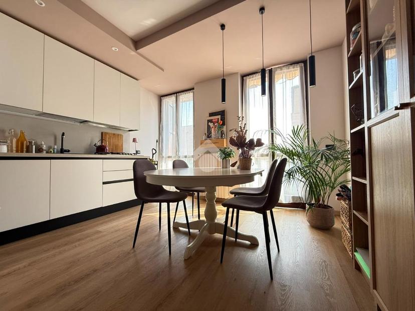 Trilocale in Via Enrico Felisari, Castelleone — foto 2 di 5