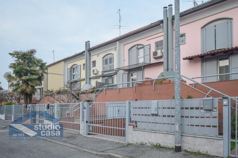 Villa a schiera in Via delle Querce 25, Sant'Angelo Lodigiano — foto 3 di 5