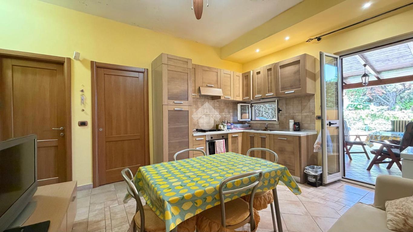 Villa a schiera in Contrada Seggio, Corigliano-Rossano