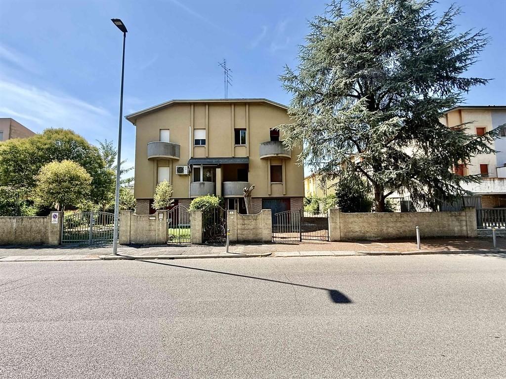 Villa plurifamiliare in Via Agide Samaritani 2, Alfonsine