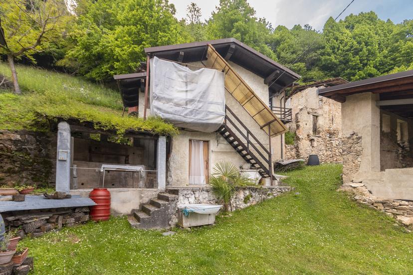 Baita in Regione Piossasco Praletti Superiori, Dronero — foto 5 di 5
