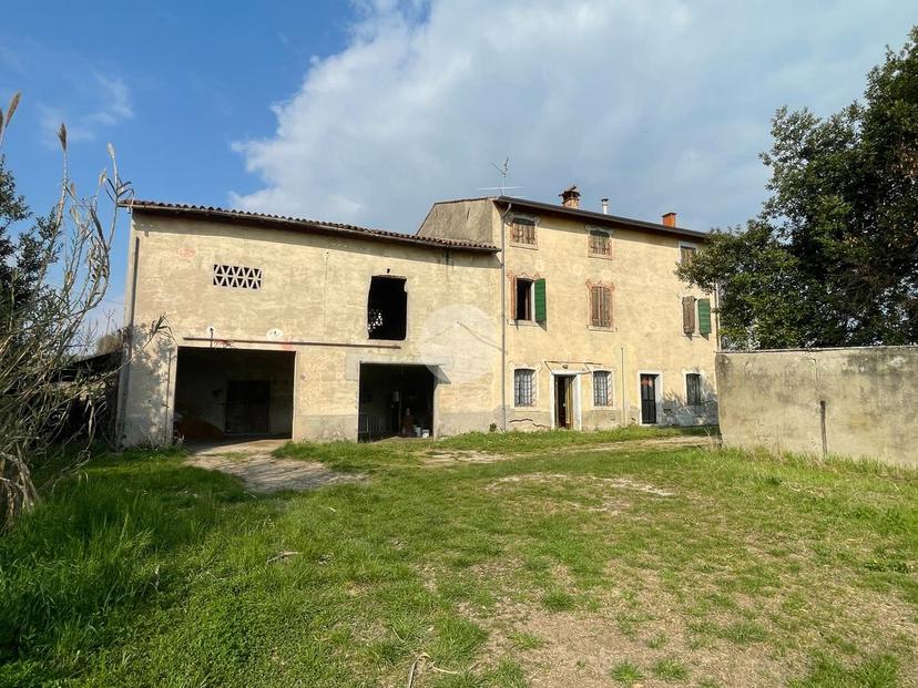 Rustico in Via Silani, Castelnuovo del Garda — foto 4 di 5