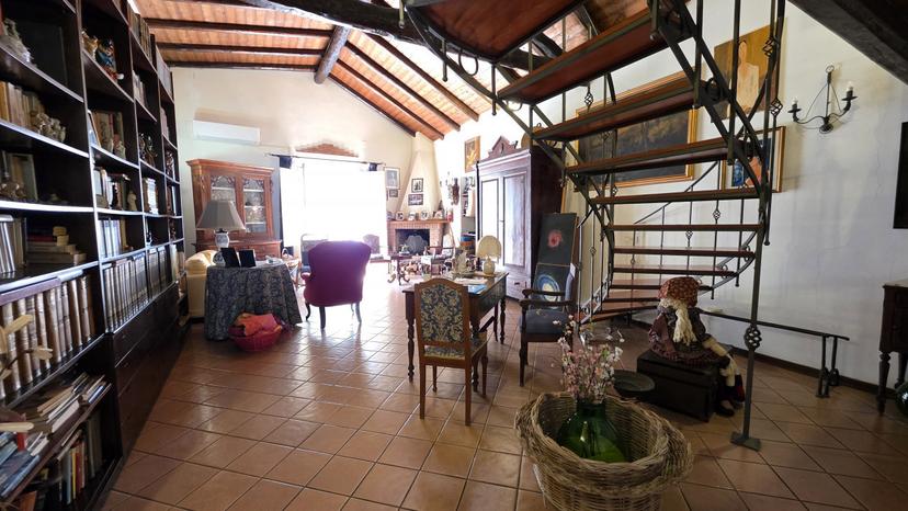 Casa indipendente in Vico Senatore Giuseppe Calcagno 8, Milazzo — foto 2 di 5