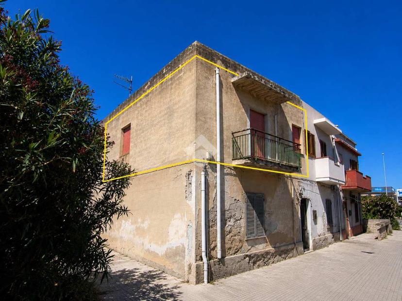 Casa indipendente in Via Stanis Dessy 2, Porto Torres — foto 4 di 5