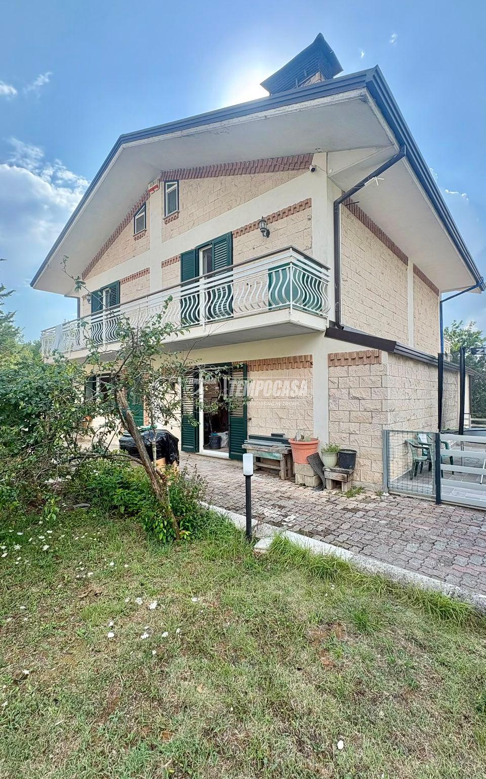Trilocale in Via Cupa del Conte, Aiello del Sabato